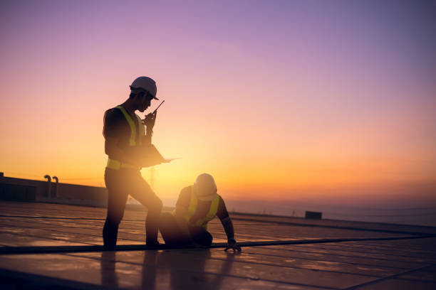 Best Flat Roof Repair Services  in Hobart, WI